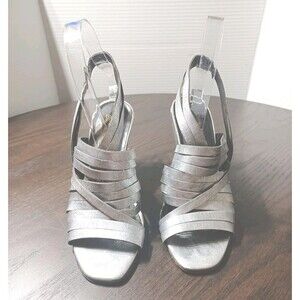 Donald J Pliner Sliver Metallic Leather Pumps Women's Size 7.5